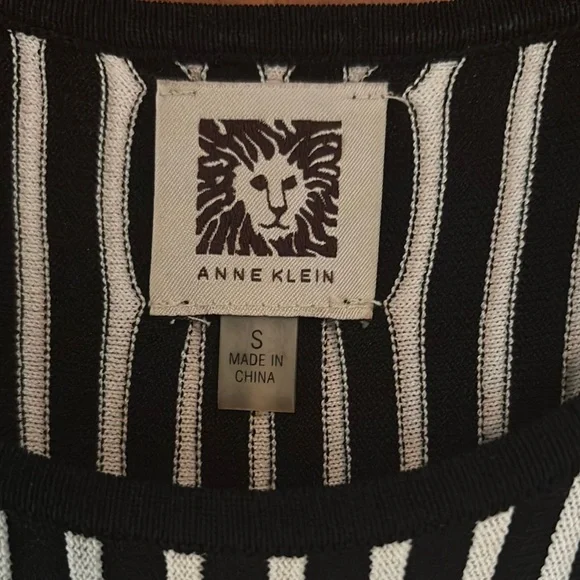 Anne Klein Gray Pleated Sheath Dress Midi - Picture 2 of 7